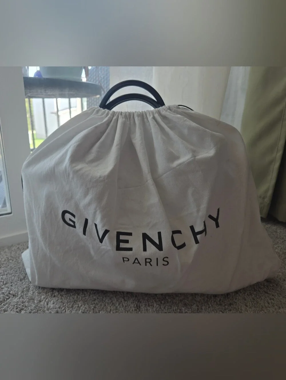 Givenchy Medium Antigona Black Smooth Leather Silver Hardware Authentic
